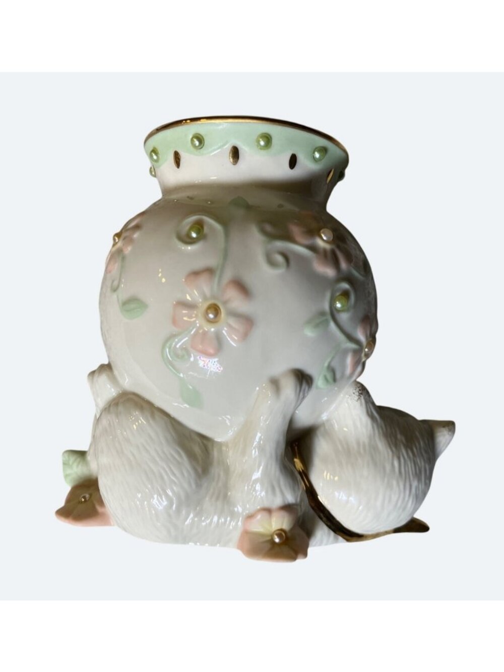 Lenox Petals & Pearls Cat Bud Vase With Floral and Gold Colored Accents - Picture 7 of 16